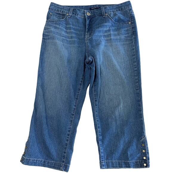 Bandolino Medium Wash Mandie Straight Leg Cropped Jeans Size 12 - Picture 1 of 7